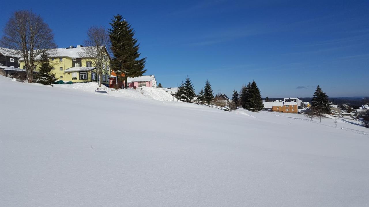 Hotel Schoene Aussicht Masserberg Extérieur photo