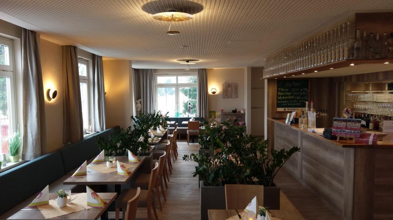 Hotel Schoene Aussicht Masserberg Extérieur photo