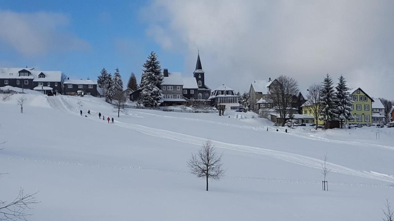 Hotel Schoene Aussicht Masserberg Extérieur photo