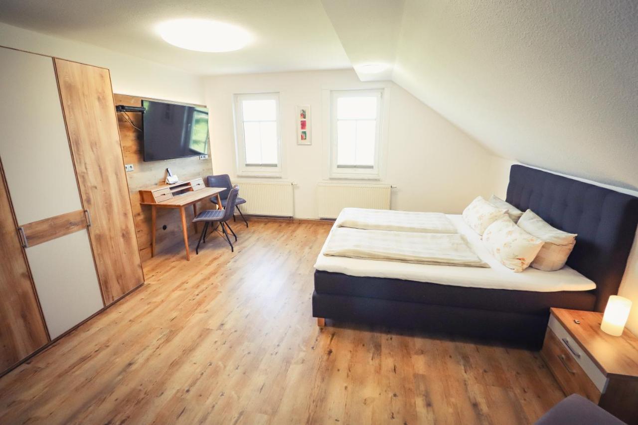 Hotel Schoene Aussicht Masserberg Extérieur photo